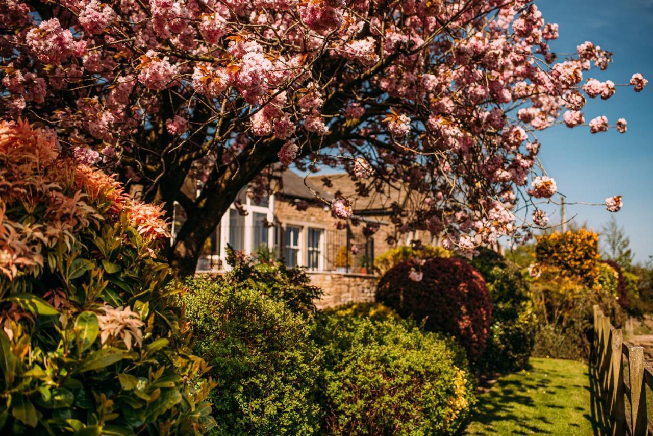 Hotel The Shireburn Arms Clitheroe Esterno foto