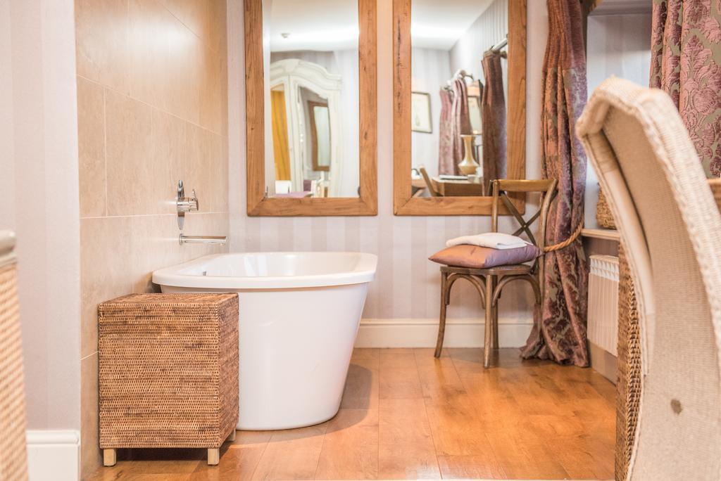 Hotel The Shireburn Arms Clitheroe Esterno foto