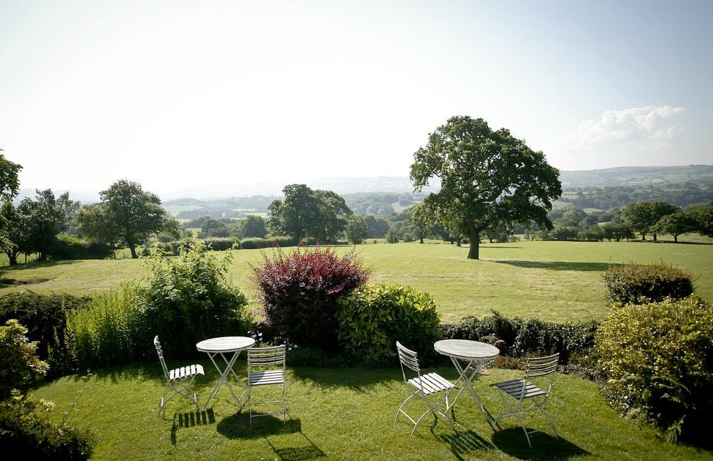 Hotel The Shireburn Arms Clitheroe Esterno foto
